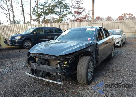 2015 Infiniti Q50 Premium/Sport z USA, uszkodzony, nr VIN JN1BV7AR3FM399331